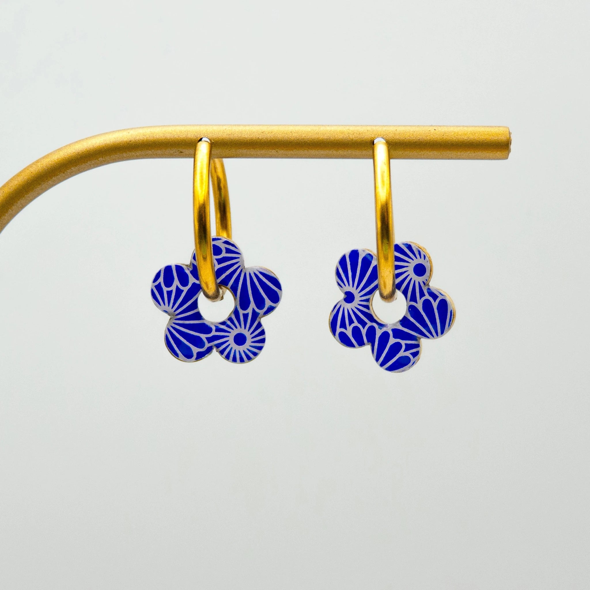 Paire De Créoles Articulées Dorées, Motif Rosace Cloisonnée, Mode, Occasion