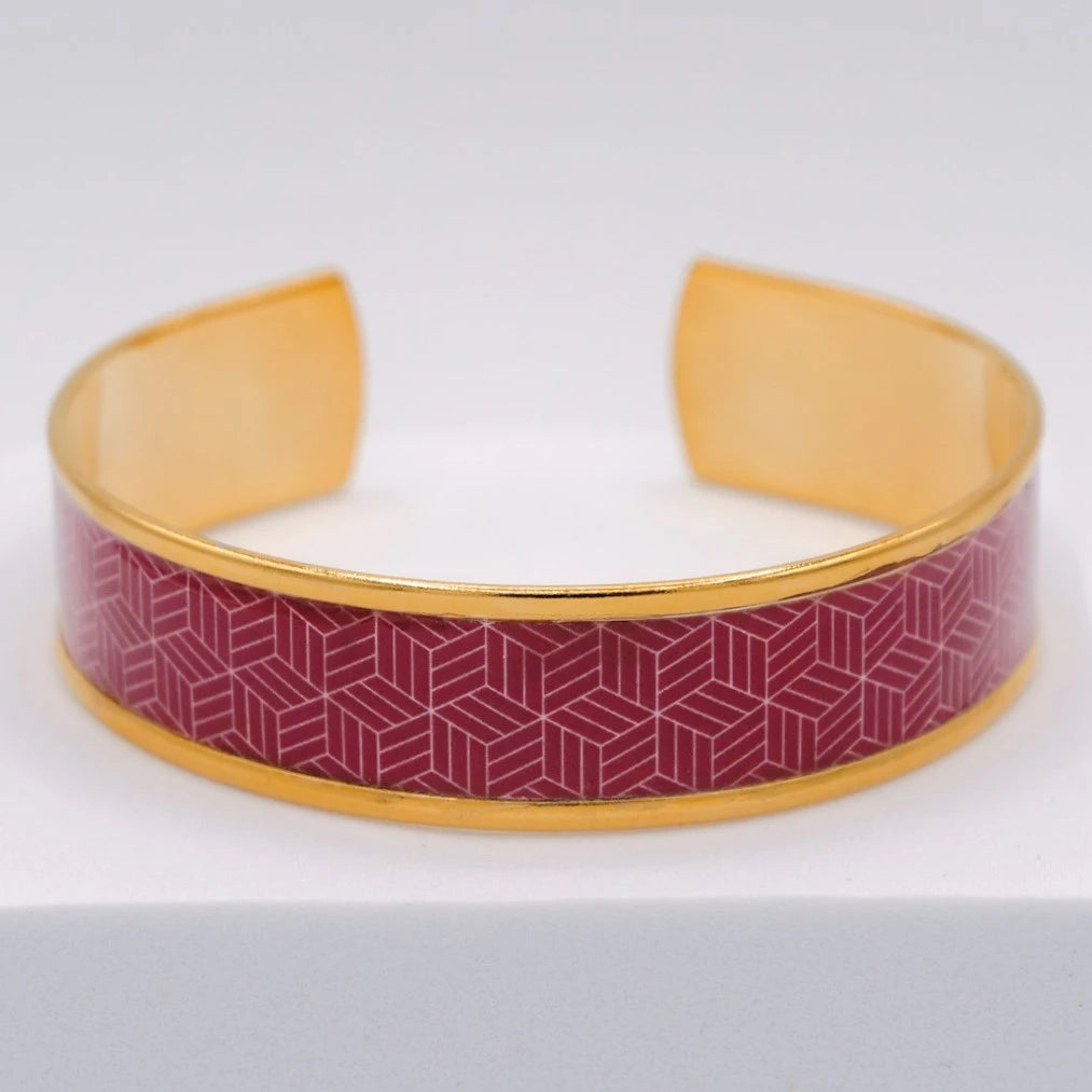 Manchette Jiometori dorée au motif géométrique bordeaux et blanc – Studio Sōzō
