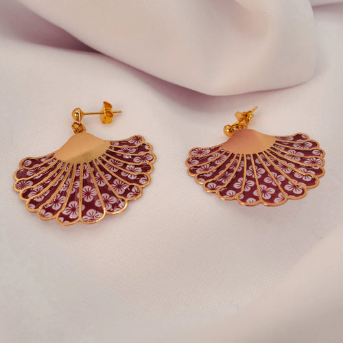 Boucles d’oreilles Rosalie Hana en forme d’éventail fleurs bordeaux – Studio Sōzō
